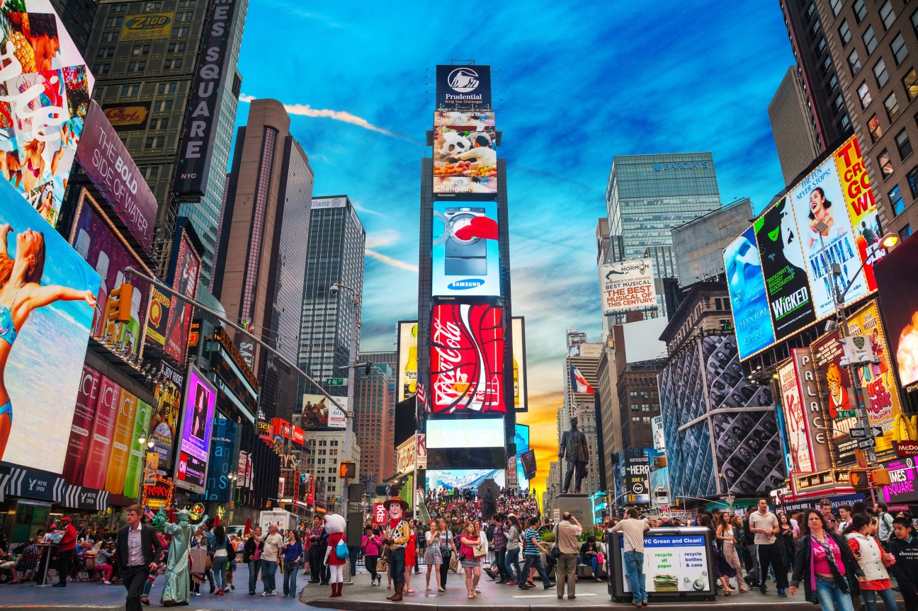 Imagem da Times Square, em Nova Iorque